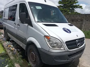 Mercedes-Benz Sprinter 2012 White