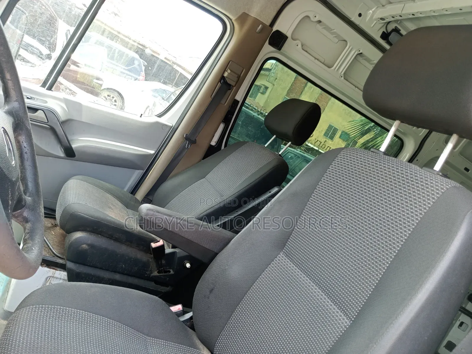 Mercedes-Benz Sprinter 2012 White