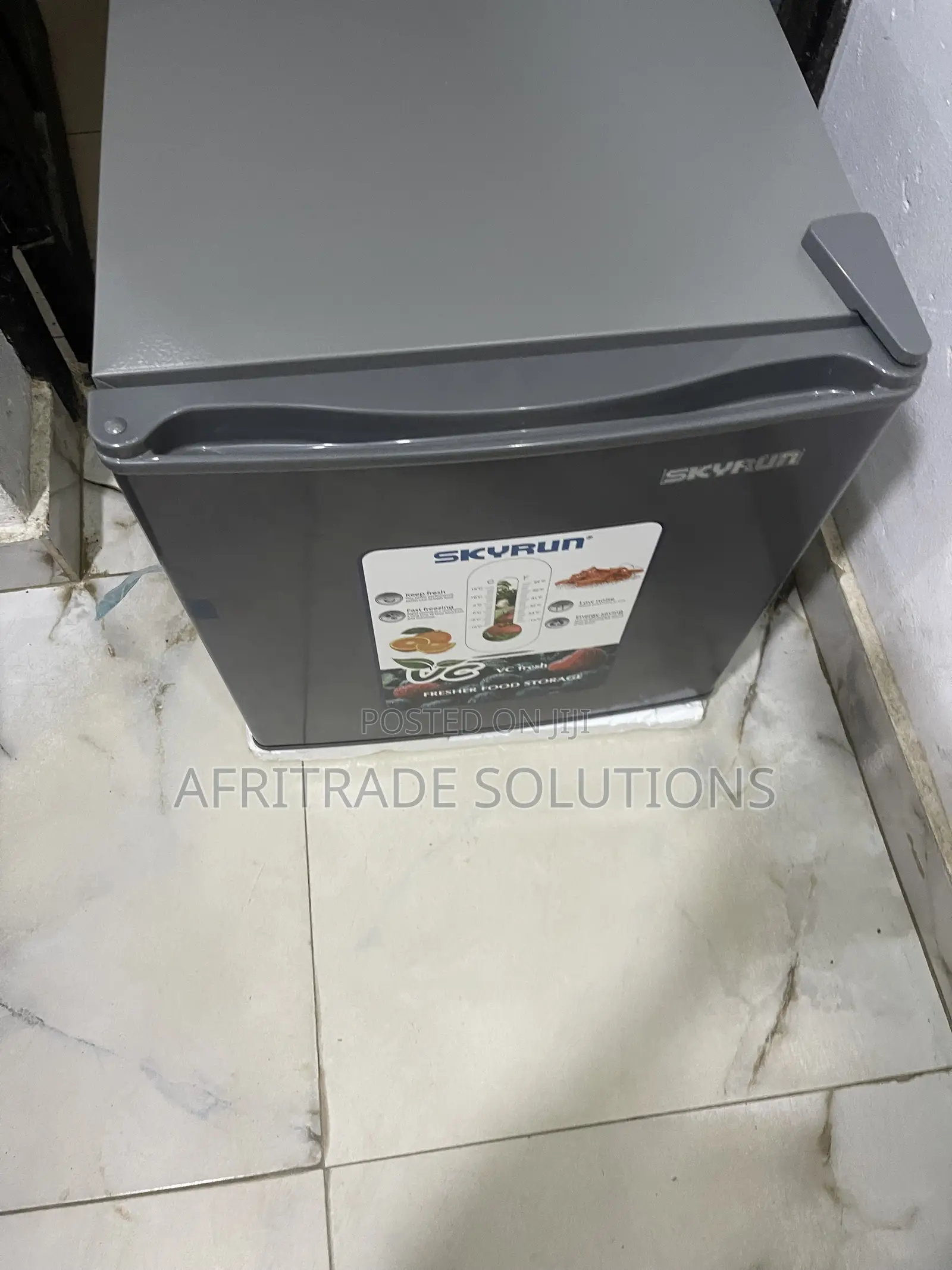 Skyrun BCD-50HW 48L Bedside Refrigerator