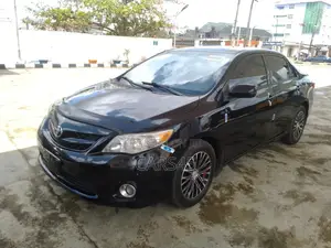 Toyota Corolla 2011 Black
