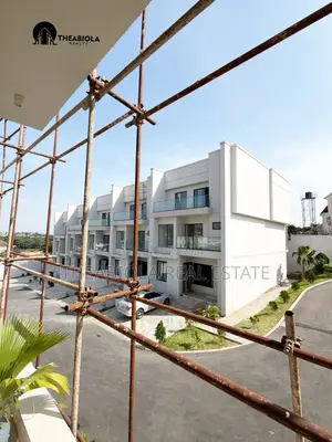 4bdrm Townhouse/Terrace in Maitama, Abuja for sale