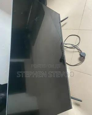 Hisense 40 Inches Smart Television