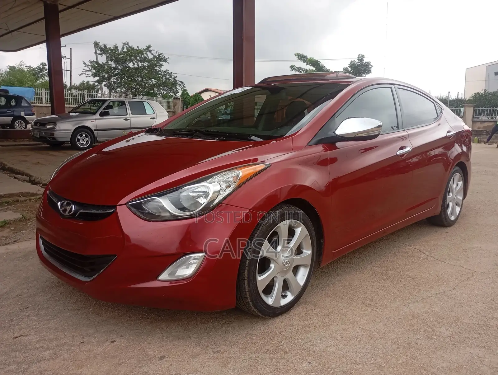 Hyundai Elantra 2012 Red