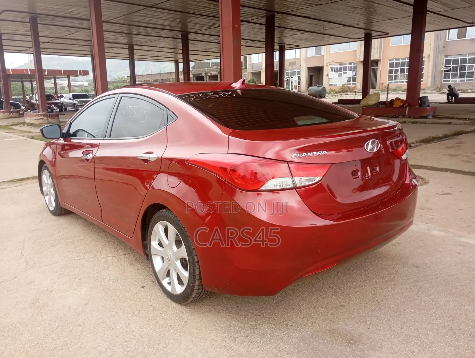 Hyundai Elantra 2012 Red