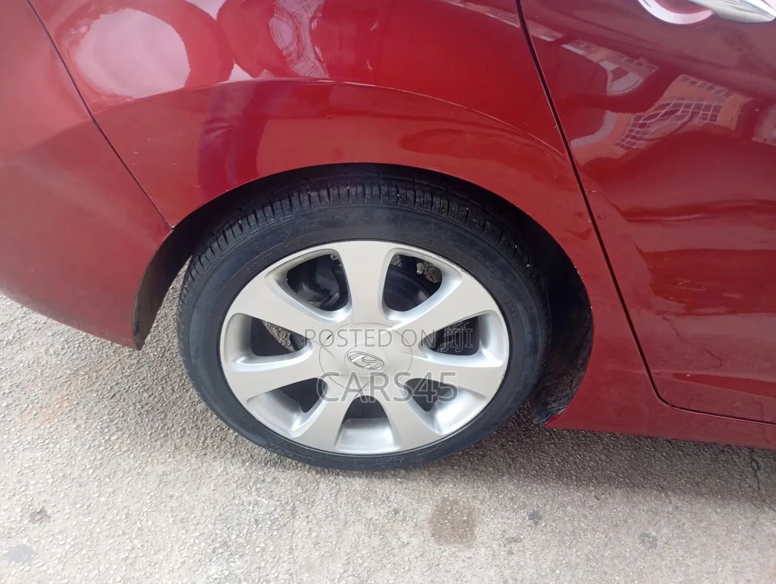 Hyundai Elantra 2012 Red