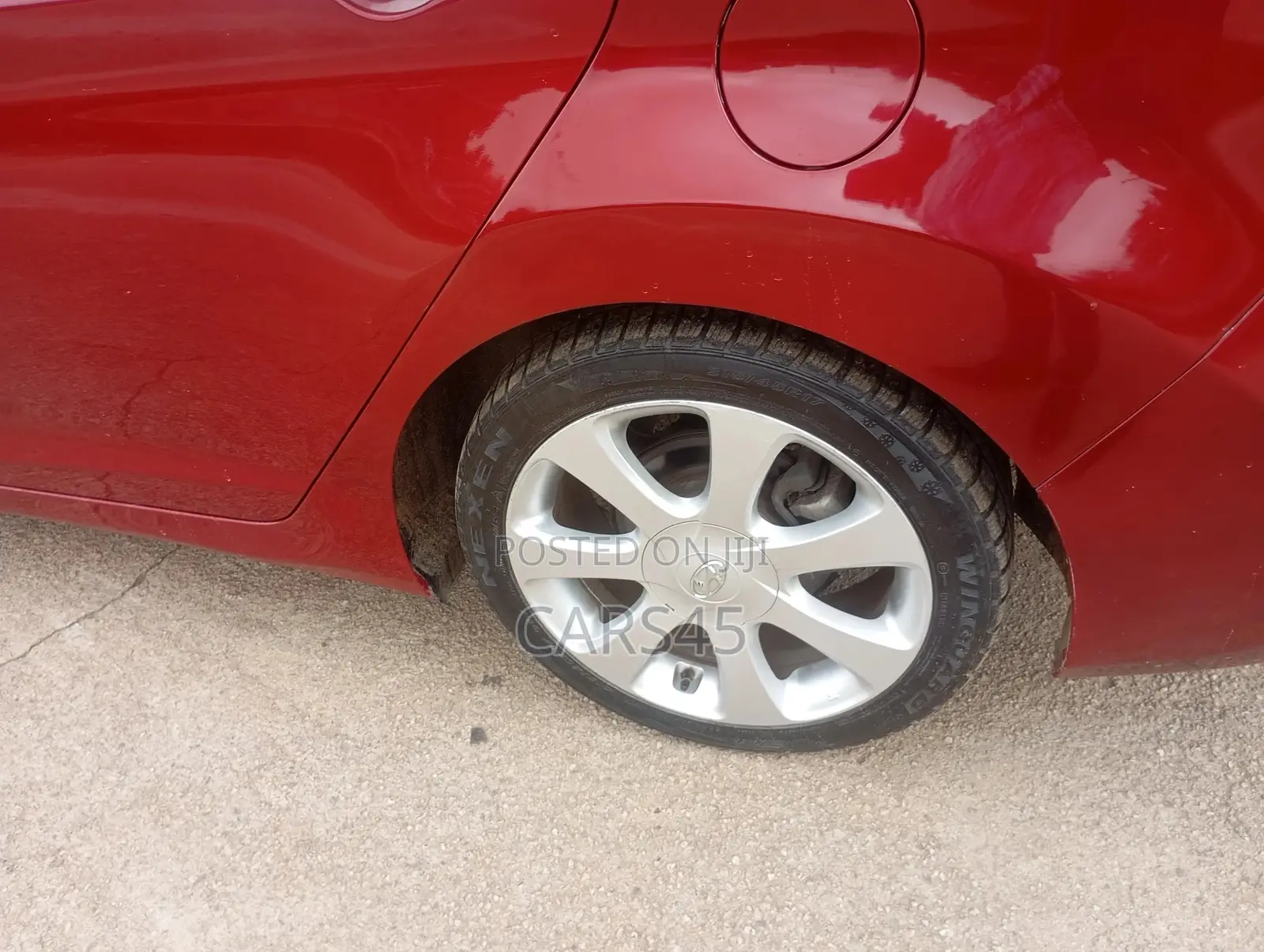 Hyundai Elantra 2012 Red
