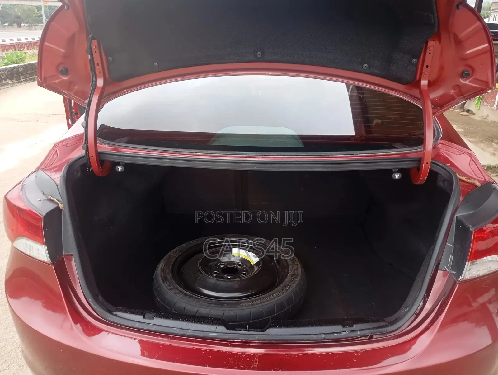 Hyundai Elantra 2012 Red