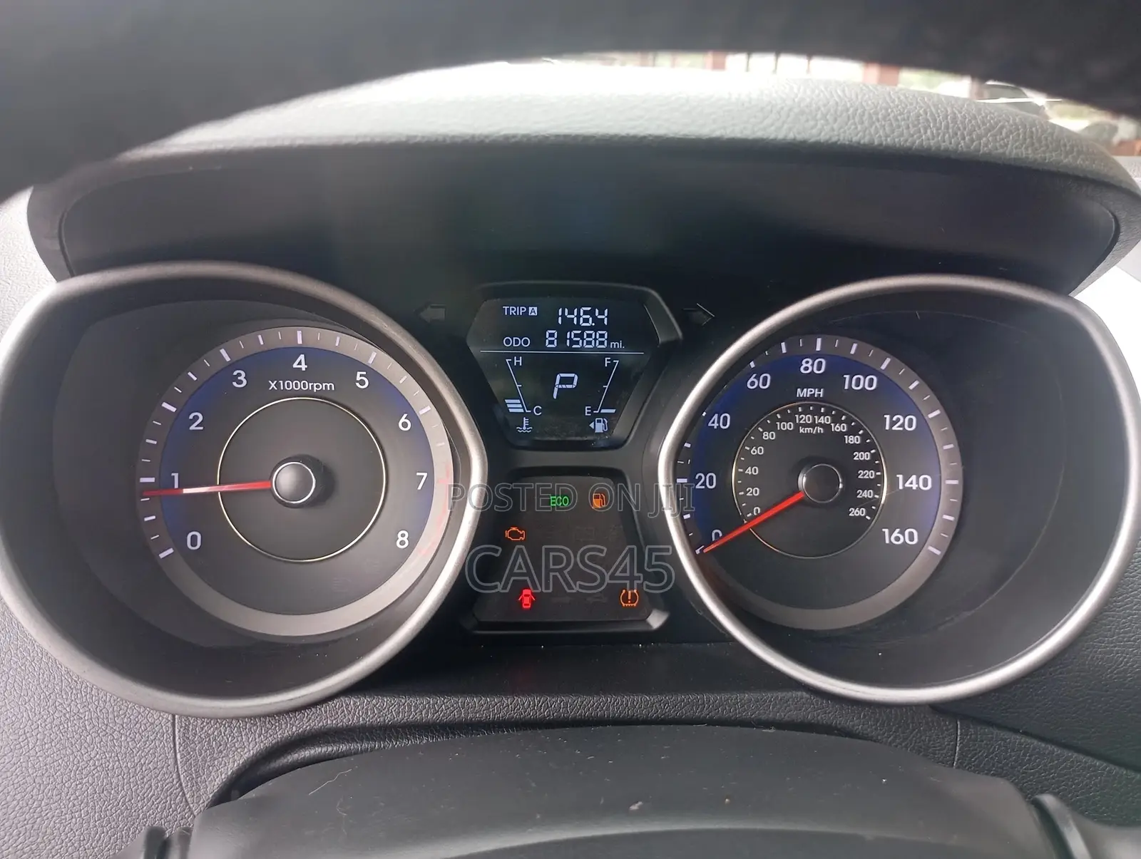 Hyundai Elantra 2012 Red