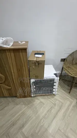 Lec Small Wine Chiller (Brand New)