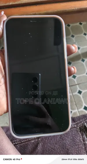 Apple iPhone XR 64 GB Yellow