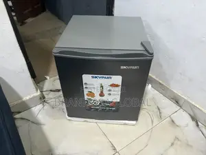 Skyrun Compact Single Door Fridge 50 Litres