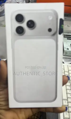 New Apple iPhone 17 Pro Max 256 GB White