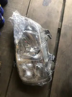 Head Light Honda CR-V 1998 Model