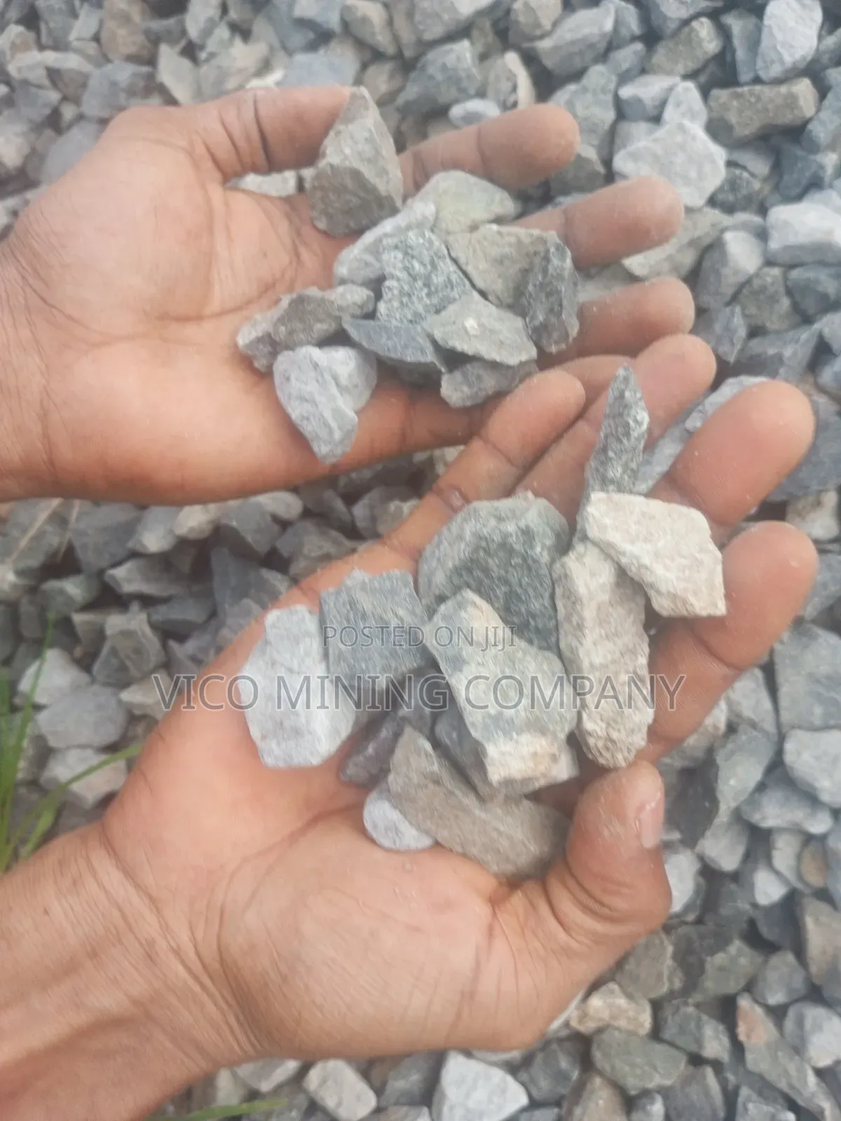 Black Stone Chippings Daily Delivery Time to Time