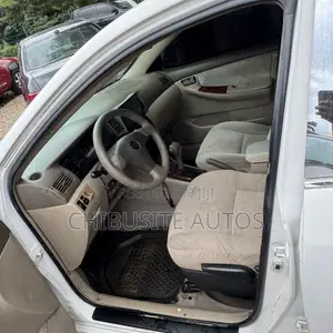 Toyota Corolla 2004 White