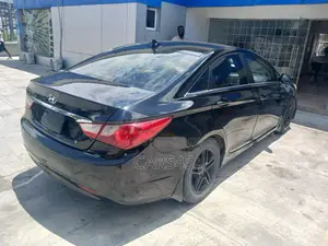 Hyundai Sonata 2012 Black