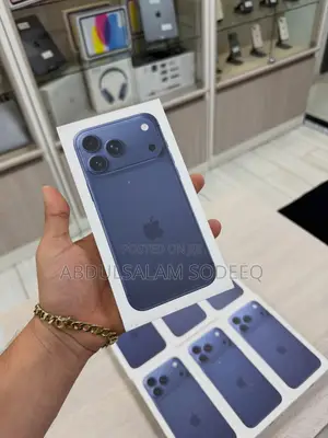 New Apple iPhone 17 Pro Max 256 GB Blue