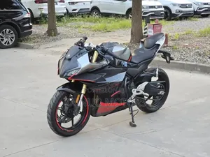 CFMoto 400NK 2023