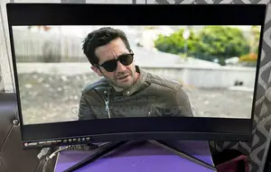 Gaming Curved Monitor 27’ Inches