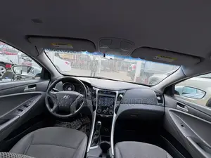Hyundai Sonata 2011 Silver