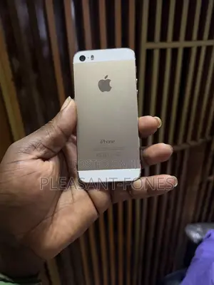 Apple iPhone 5s 64 GB Gold
