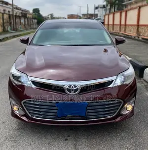 Toyota Avalon XLE Touring 4dr Sedan (3.5L 6cyl 6A) 2014 Red