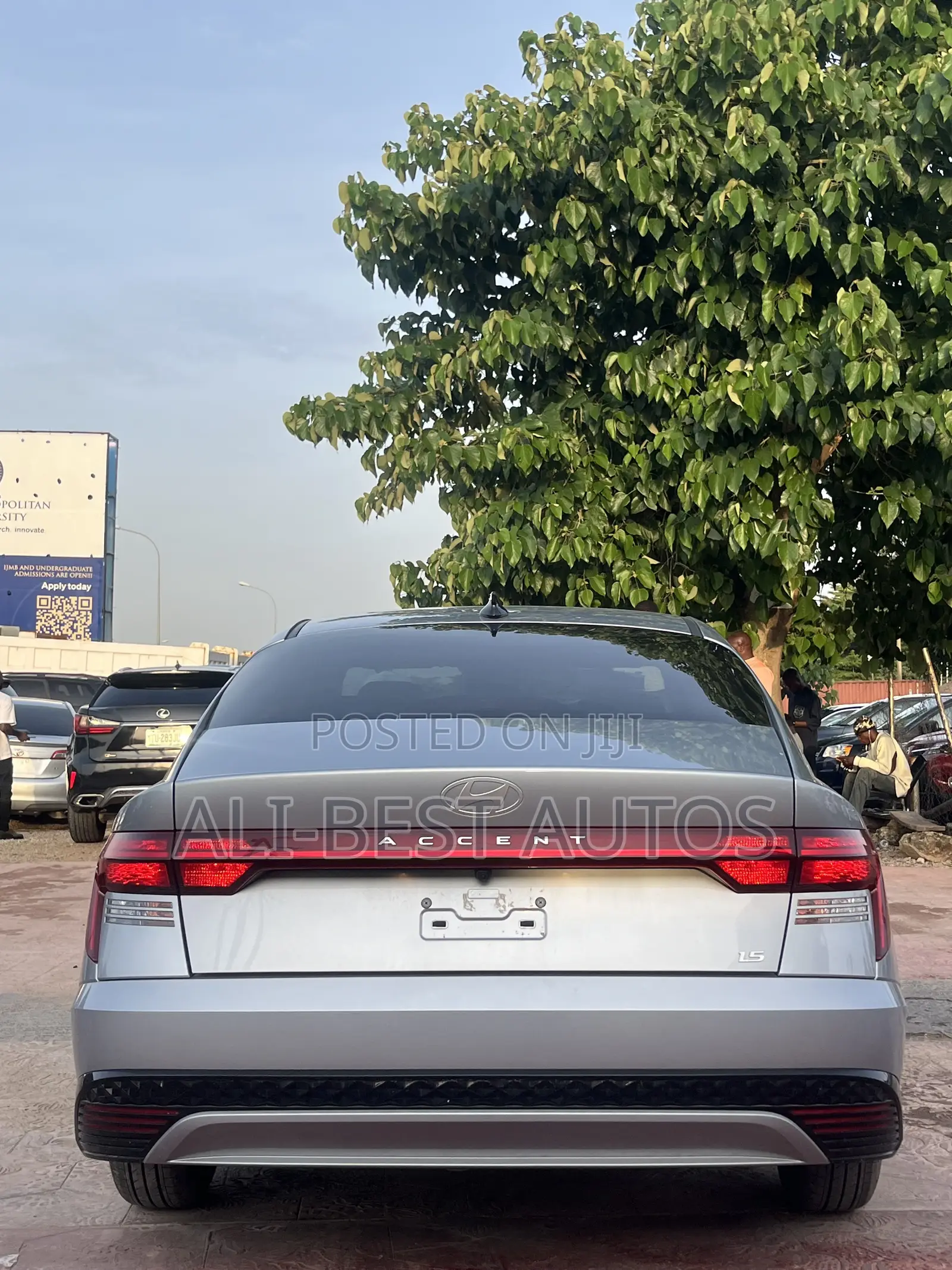 Hyundai Accent 2022 Silver