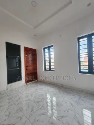 2bdrm Apartment in Sabo / Yaba for rent