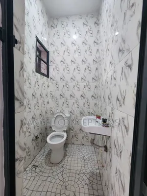 2bdrm Apartment in Sabo / Yaba for rent