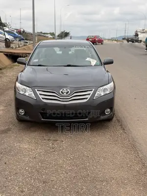 Toyota Camry LE 4dr Sedan (2.5L 4cyl 6AM) 2010 Gray
