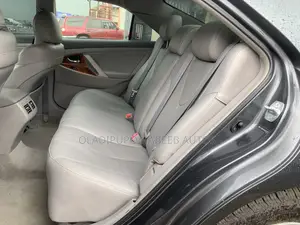 Toyota Camry XLE V6 4dr Sedan (3.5L 6cyl 6AM) 2008 Gray
