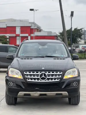 Mercedes-Benz M Class 2011 Black