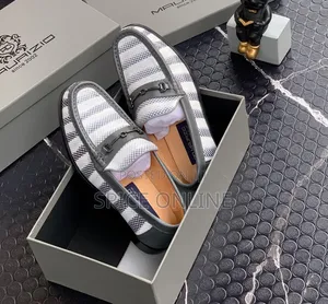 Classic Men’s Leather Loafer