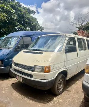 Volkswagen Transporter 2005 White