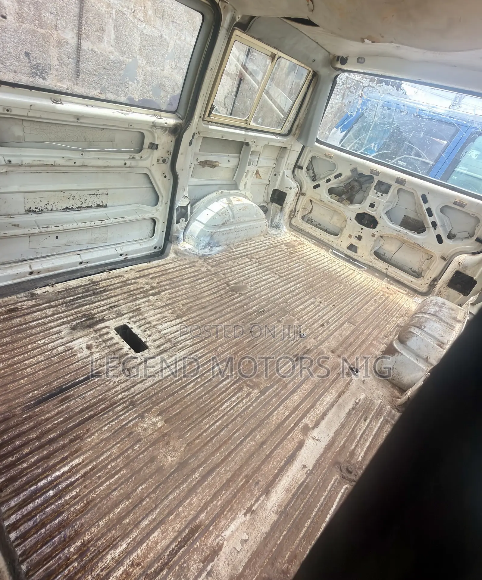 Volkswagen Transporter 2004 White