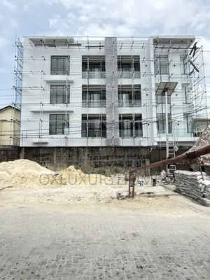 2bdrm Apartment in Lekki Phase 1 for sale
