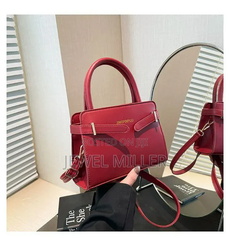Shoulder Bags