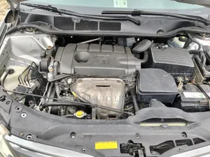 Toyota Venza 2010 Silver