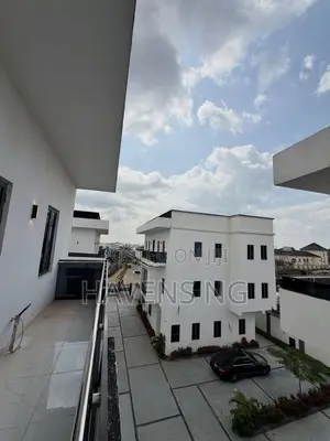 4bdrm Duplex in Guzape District for sale