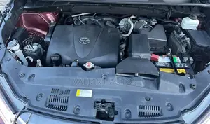 Toyota Highlander 2019 Burgundy