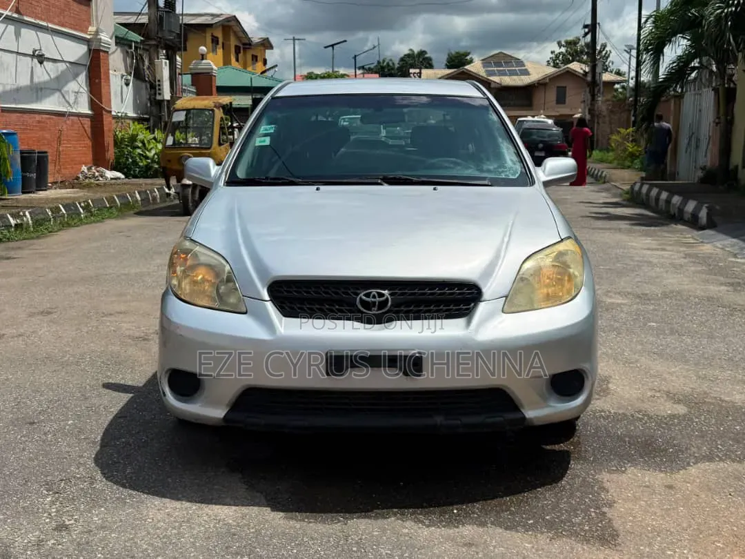 Toyota Matrix 2005 Silver
