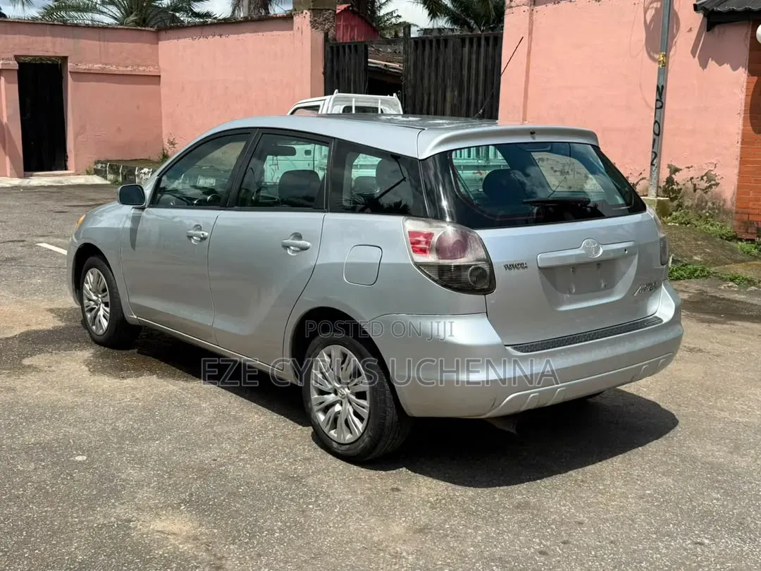 Toyota Matrix 2005 Silver