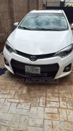 Toyota Corolla 2014 White