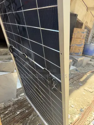 Jinko Solar 590w All Grade a High-Power Pv Panel