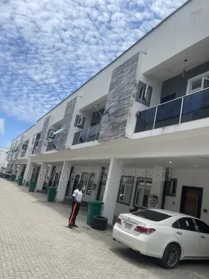 1bdrm Shared Apartment in Water View, Chevron for rent