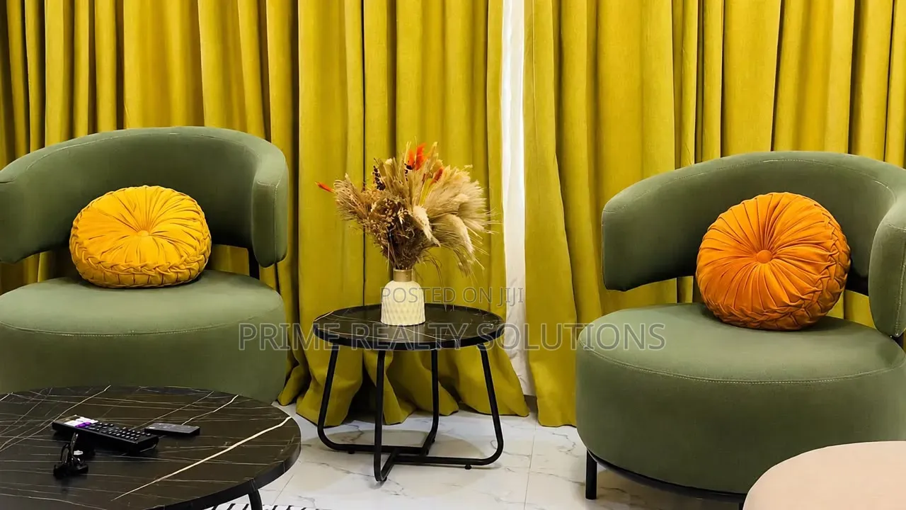 2 Bedroom Maisonette With Sea View