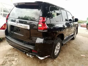 Toyota Land Cruiser Prado 4.0 Petrol GX-R 2012 Black