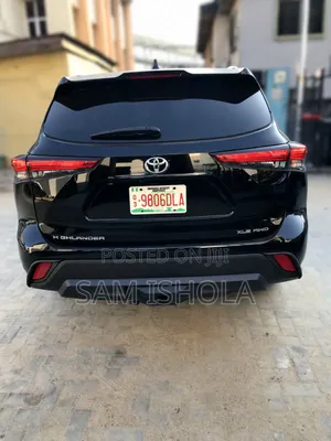 Toyota Highlander XLE 2021 Black