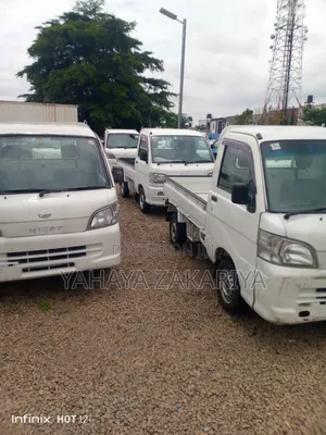 Daihatsu Hijet 2005 White