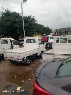 Daihatsu Hijet 2005 White